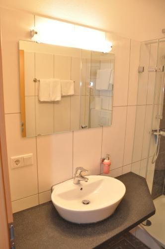 Inwest Hotel Garni Crailsheim Ngoại thất bức ảnh
